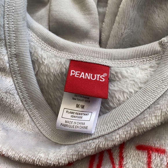 Snoopy Christmas soft PJ top - Picture 5 of 8